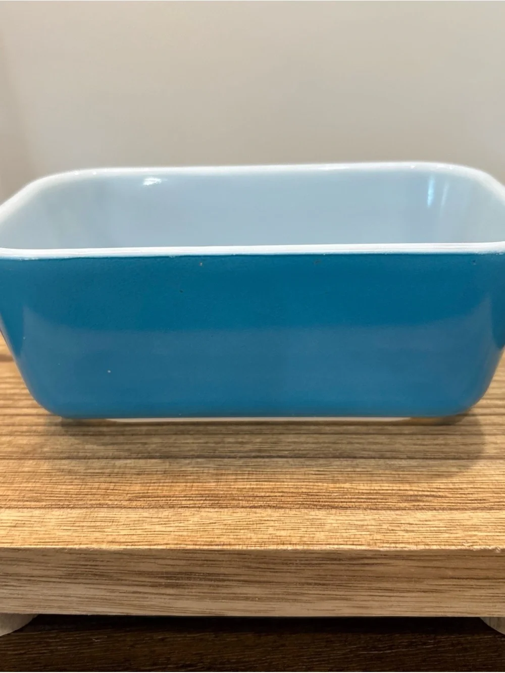 Pyrex bright blue